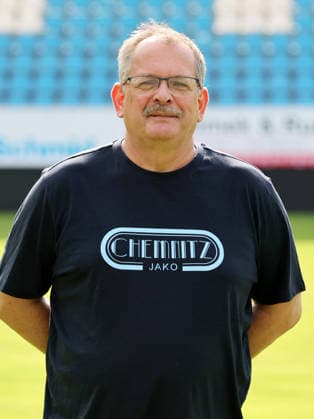 Chemnitz - Teamfoto Regionalliga Nordost Mannschaftsarzt Thorsten Prietzel, Chemnitzer FC; Regionalliga Nordost,Ê Porträttermin, 2026 2027, , Chemnitz, 17.07.2026, Stadion an der Gellertstraße, Fußball, Regionalliga Nordost, Nur für journalistische Zwecke. Only for editorial use! , *** Chemnitz Team Photo, Northeast Regional League; Team Doctor Thorsten Prietzel, Chemnitzer FC, Northeast Regional League; Portrait Session, 2026–2027, , Chemnitz, July 17, 2026, Gellertstraße Stadium, soccer, Northeast Regional League, For editorial use only, Picture Point