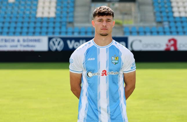 Chemnitz - Teamfoto Regionalliga Nordost Jonas Marx (19, Chemnitz), Chemnitzer FC; Regionalliga Nordost,Ê Porträttermin, 2026 2027, , Chemnitz, 17.07.2026, Stadion an der Gellertstraße, Fußball, Regionalliga Nordost, Nur für journalistische Zwecke. Only for editorial use! , *** Chemnitz Team Photo, Northeast Regional League, Jonas Marx, 19, Chemnitz, Chemnitzer FC, Northeast Regional League, Portrait Session, 2026–2027, , Chemnitz, July 17, 2026, Gellertstraße Stadium, soccer, Northeast Regional League, For journalistic purposes only, Picture Point
