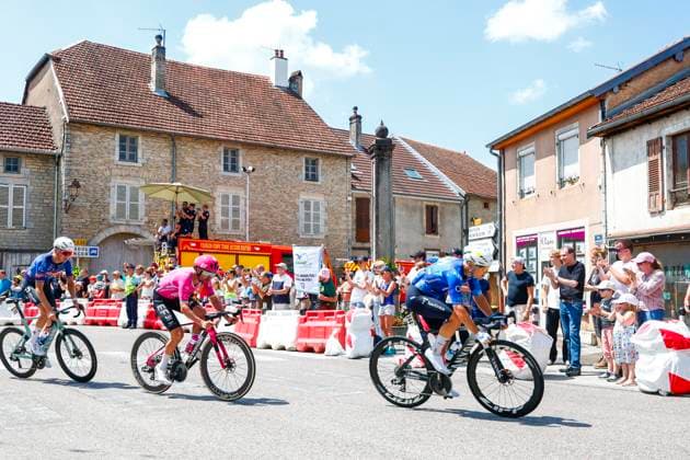 Tour de France 2026 Stage 13 BELFORT, FRANCE - JULY 17 : Healy Ben (IRL) of EF Education EasyPost, Garcia Pierna Raul (ESP) of Movistar Team in action during stage 13 of the 113rd edition of Tour de France an UCI World Tour 2.UWT cycling road race stage for Men Elite of 205 km with start in Dole and finish in Belfort on July 17, 2026 in Belfort, France, 17 07 2026 Belfort France  Copyright: xLucaxBettinix