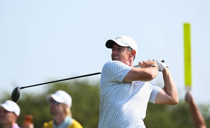 Rory McIlroy (NIR) on the 2nd Tee 154th Open Golf Championships, Royal Birkdale, Southport, UK - 17 Jul 2026Southport Royal Birkdale United Kingdom  Copyright: xGreigxCowie Shutterstockx 16988294ao