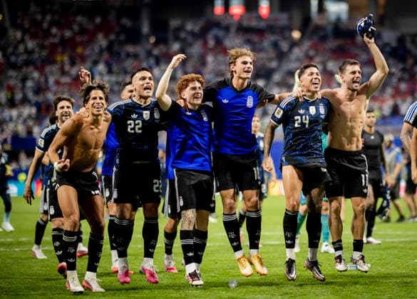 Atlanta, USA 15th Jul 2026. Giuliano Simeone (ARG) Lautaro Martinez (ARG) Valentin Barco (ARG) Nico Paz (ARG) Enzo Fernandez (ARG) Giovani Lo Celso (ARG) England - Argentina World Cup England - Argentinien 15.07.2026 *** Atlanta, USA, July 15, 2026 Giuliano Simeone ARG Lautaro Martinez ARG Valentin Barco ARG Nico Paz ARG Enzo Fernandez ARG Giovani Lo Celso ARG England Argentina World Cup England Argentina July 15, 2026