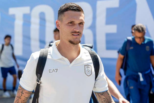 SSC Napoli preseason 2026-27 SSC Napoli™s Spanish defender Rafa Marin during the arrival of SSC Napoli™s 2026 27 pre-season training camp in Val di Sole, Trentino, Dimaro Folgarida, 17 July 2026. _BPH5354 Copyright: xAntonioxBalascox
