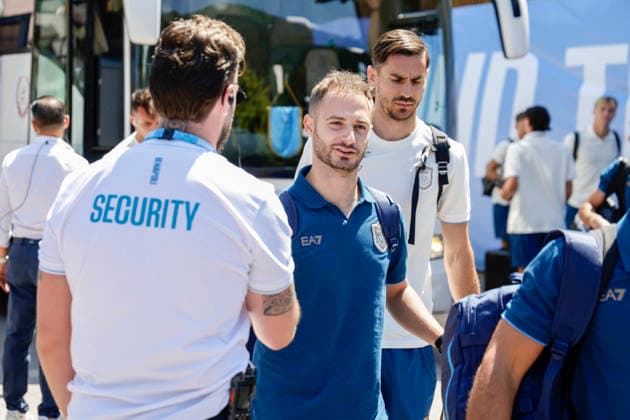 SSC Napoli preseason 2026-27 Napoli s Italian goalkeeper Alex Meret during the arrival of SSC Napoli™s 2026 27 pre-season training camp in Val di Sole, Trentino, Dimaro Folgarida, 17 July 2026. _BPH5502 Copyright: xAntonioxBalascox