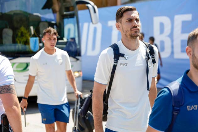 SSC Napoli preseason 2026-27 Napoli s Italian goalkeeper Alex Meret during the arrival of SSC Napoli™s 2026 27 pre-season training camp in Val di Sole, Trentino, Dimaro Folgarida, 17 July 2026. _BPH5512 Copyright: xAntonioxBalascox