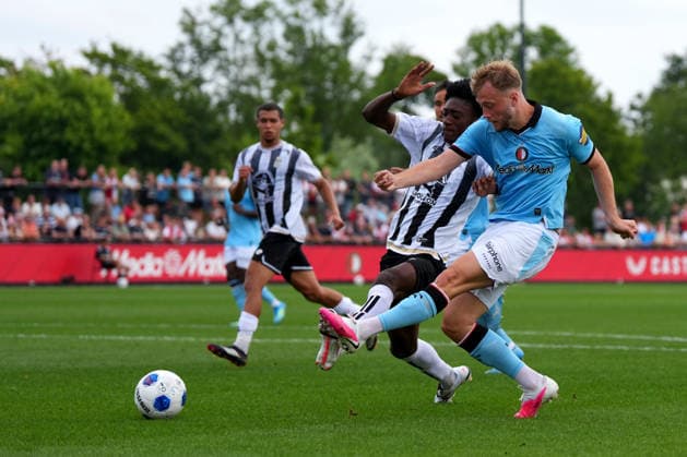 Friendly: Feyenoord Rotterdam v Royal Charleroi S.C. Rotterdam - Casper Tengstedt of Feyenoord Rotterdam during a friendly in preparation of the 2026 2027 season. The match is set between Feyenoord Rotterdam and Royal Charleroi S.C. at Nieuw Varkenoord on 17 July 2026 in Rotterdam, The Netherlands. Copyright: xYannickxVerhoevenx