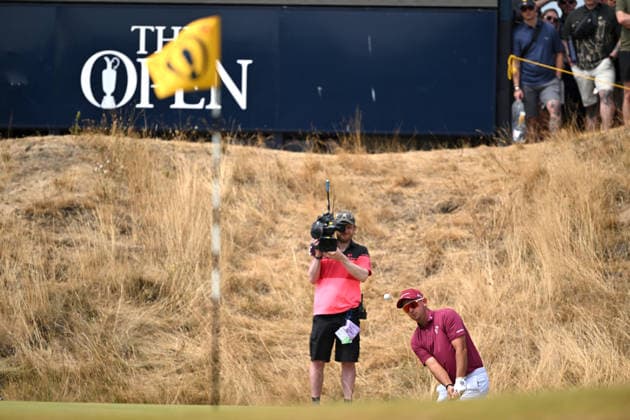 Lucas Herbert (AUS) leader of the Open Championship with a Championship equalling record -8 on the 15th Green 154th Open Golf Championships, Royal Birkdale, Southport, UK - 17 Jul 2026Southport Royal Birkdale United Kingdom  Copyright: xGreigxCowie Shutterstockx 16988294bm