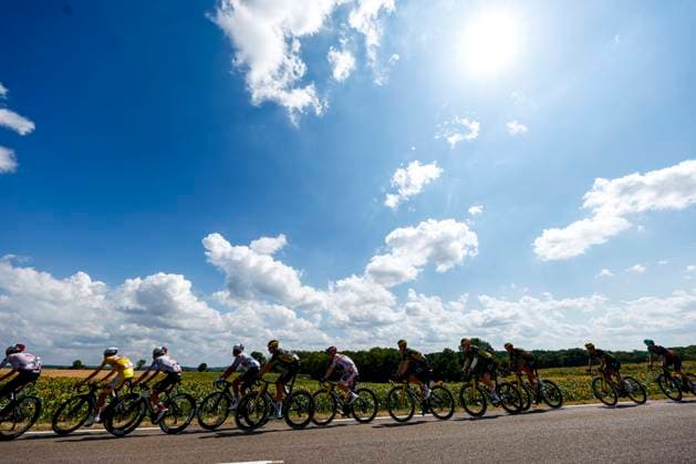 Tour de France 2026 Stage 13 BELFORT, FRANCE - JULY 17 : Pogacar Tadej (SLO) of UAE Team Emirates XRG, Vingegaard Jonas (DEN) of Team Visma Lease a Bike in action during stage 13 of the 113rd edition of Tour de France an UCI World Tour 2.UWT cycling road race stage for Men Elite of 205 km with start in Dole and finish in Belfort on July 17, 2026 in Belfort, France, 17 07 2026 Belfort France  Copyright: xLucaxBettinix