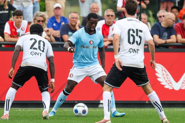 2026-07-17 Feyenoord v Sporting Charleroi - Pre Season Friendly ROTTERDAM, NETHERLANDS - JULY 17: Jordan Lotomba of Feyenoord is challenged by Freddy Mbemba of Sporting Charleroi, Rafael Teugels of Sporting Charleroi during the Pre Season Friendly match between Feyenoord and Sporting Charleroi at Sportcomplex Varkenoord on July 17, 2026 in Rotterdam, Netherlands. Rotterdam Sportcomplex Varkenoord Netherlands Content not available for redistribution in The Netherlands directly or indirectly through any third parties. Copyright: xHansxvanxderxValkx