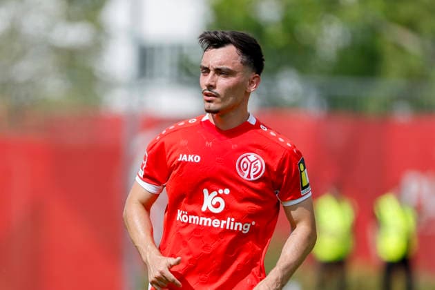 Paul Nebel (1.FSV Mainz, 08), Portrait , Deutschland, Fussball, Testspiel, 2026 2027, 1.FSV Mainz 05 vs. 1.FC Kaiserslautern, 17.07.2026, Mainz Bruchwegstadion Rheinland-Pfalz Deutschland *** Paul Nebel 1 FSV Mainz 08, Portrait, Germany, Soccer, Friendly Match, 2026–2027, 1 FSV Mainz 05 vs. 1 FC Kaiserslautern, July 17, 2026, Mainz, Bruchwegstadion, Rhineland-Palatinate, Germany Copyright: xGrantxHubbsx