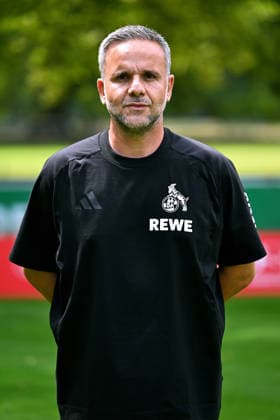 Co-Trainer Evengelos Sbonias; 1. FC Köln; 1.BL, Porträttermin 2026 2027 *** Assistant Coach Evengelos Sbonias, 1. FC Köln, Bundesliga 1, Profile Session 2026–2027
