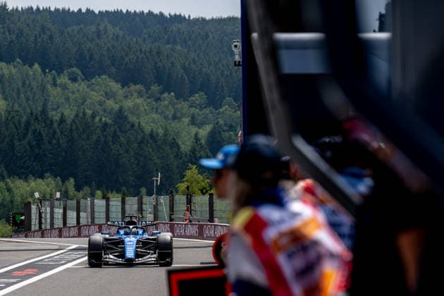 STAVELOT, BELGIUM: Alex Albon, racing for the Williams Racing team during the 2026 Formula 1 Belgian Grand Prix at the Circuit de Spa-Francorchamps in Stavelot, Belgium