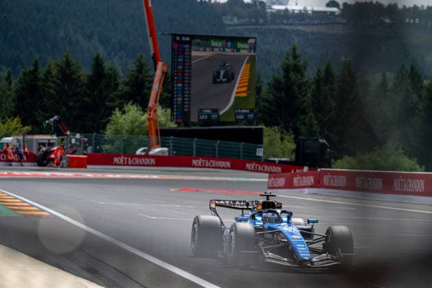 STAVELOT, BELGIUM: Alex Albon, racing for the Williams Racing team during the 2026 Formula 1 Belgian Grand Prix at the Circuit de Spa-Francorchamps in Stavelot, Belgium