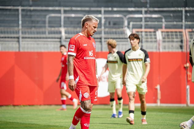 Deutschland: Fussball 2026 2027 , Testspiel , Freundschaftsspiel - 1. FSV Mainz 05 vs. 1. FC Kaiserslautern - Bruchwegstadion Stadion am Bruchweg (Mainz) : Phillip Tietz (1. FSV Mainz 05, 9) *** Germany Soccer 2026 2027, Exhibition Match, Friendly Match: 1 FSV Mainz 05 vs. 1 FC Kaiserslautern, Bruchwegstadion, Stadion am Bruchweg, Mainz, Phillip Tietz, 1 FSV Mainz 05, 9 Copyright: xBennetxLongx