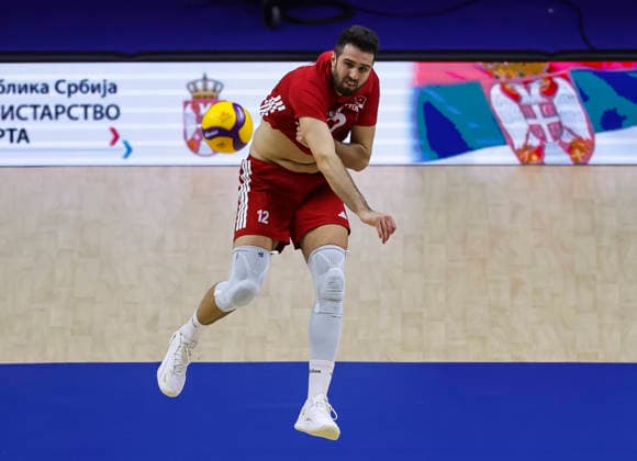 WomenÕs Volleyball Nations League - Belgrade 2026 Turkey s Adis Lagumdzija spikes the ball against during the MenÕs Volleyball Nations League Pool 7 match between Turkiye and Ukraine at Belgrade Arena on July 17, 2026 in Belgrade, Serbia. Belgrade Serbia Copyright: xSrdjanxStevanovicx x