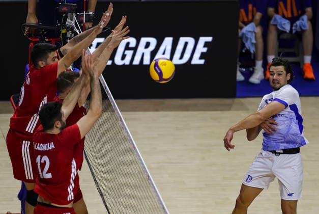 WomenÕs Volleyball Nations League - Belgrade 2026 Ukraine s Vasyl Tupchii spikes the ball against Turkey s Adis Lagumdzija during the MenÕs Volleyball Nations League Pool 7 match between Turkiye and Ukraine at Belgrade Arena on July 17, 2026 in Belgrade, Serbia. Belgrade Serbia Copyright: xSrdjanxStevanovicx x