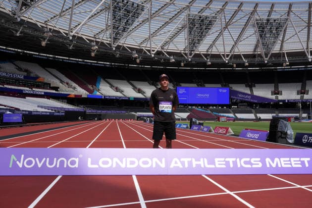 Track and Field: London Athletics Meet Mondo Duplantis aka Armand Duplantis (SWE) poses during London Athletics Meet press conference, PK, Pressekonferenz at London Stadium, Friday, July 17, 2026, in London, United Kingdom. London England United Kingdom EDITORIAL USE ONLY Copyright: xImagexofxSportx ImagexofxSportx iosphotos414858