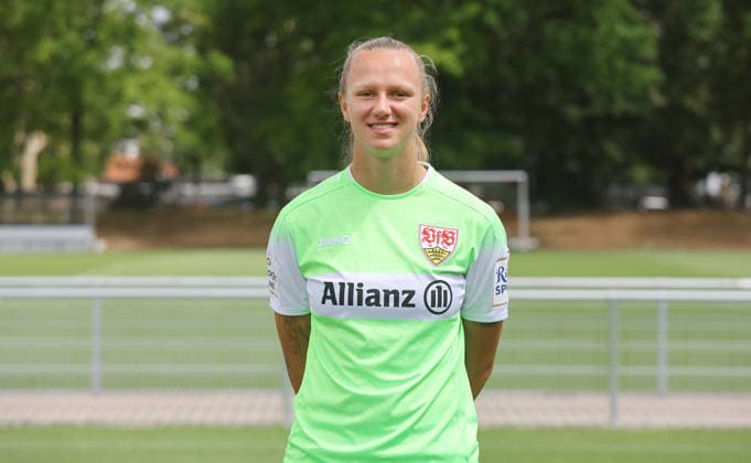BAU Stuttgart , Eve Boettcher; VfB Stuttgart Frauen ; 1.BL Frauen, Porträttermin 2026 2027, *** BAU Stuttgart, Eve Boettcher, VfB Stuttgart Women s 1st Team (Women s Bundesliga), Photo Shoot 2026–2027,