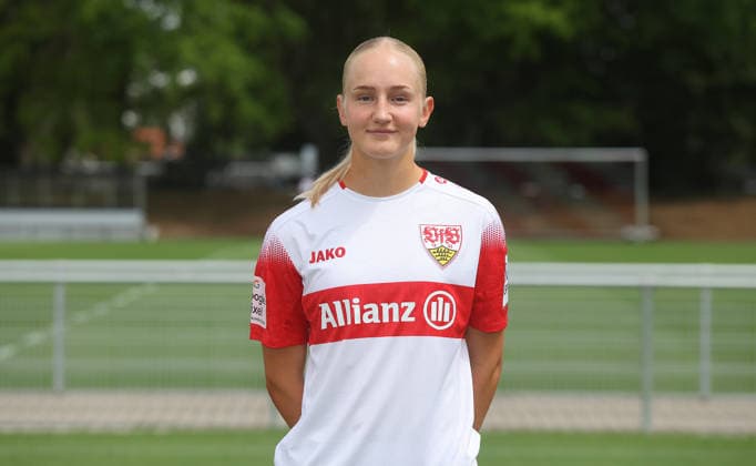 BAU Stuttgart , Luzie Zähringer; VfB Stuttgart Frauen ; 1.BL Frauen, Porträttermin 2026 2027, *** BAU Stuttgart, Luzie Zähringer, VfB Stuttgart Women s 1st Team (Women s Bundesliga), Photo Shoot 2026–2027,