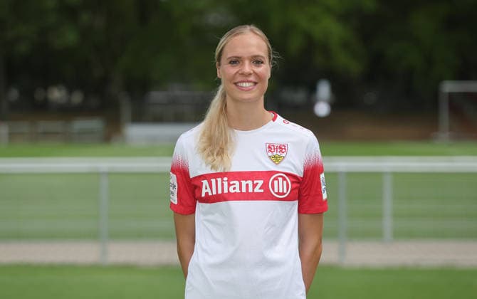 BAU Stuttgart , Janina Hechler; VfB Stuttgart Frauen ; 1.BL Frauen, Porträttermin 2026 2027, *** BAU Stuttgart, Janina Hechler, VfB Stuttgart Women s 1st Team (Women s Bundesliga), Photo Shoot 2026–2027,