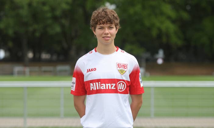 BAU Stuttgart , Rosa Rückert; VfB Stuttgart Frauen ; 1.BL Frauen, Porträttermin 2026 2027, *** BAU Stuttgart, Rosa Rückert, VfB Stuttgart Women s 1st Team (Women s Bundesliga), Photo Shoot 2026–2027,