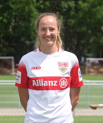 BAU Stuttgart , Fabienne Dongus; VfB Stuttgart Frauen ; 1.BL Frauen, Porträttermin 2026 2027, *** BAU Stuttgart, Fabienne Dongus, VfB Stuttgart Women s 1st Team (Women s Bundesliga), Photo Shoot 2026–2027,