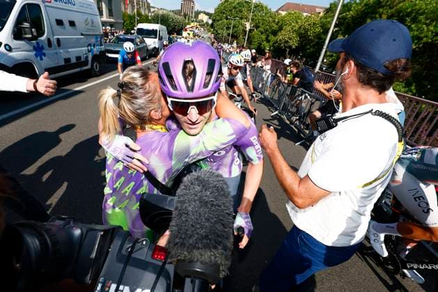 Tour de France 2026 Stage 13 BELFORT, FRANCE - JULY 17 : Schmid Mauro (SUI) of Team Jayco AlUla celebrating his victory during stage 13 of the 113rd edition of Tour de France an UCI World Tour 2.UWT cycling road race stage for Men Elite of 205 km with start in Dole and finish in Belfort on July 17, 2026 in Belfort, France, 17 07 2026 Belfort France  Copyright: xLucaxBettinix
