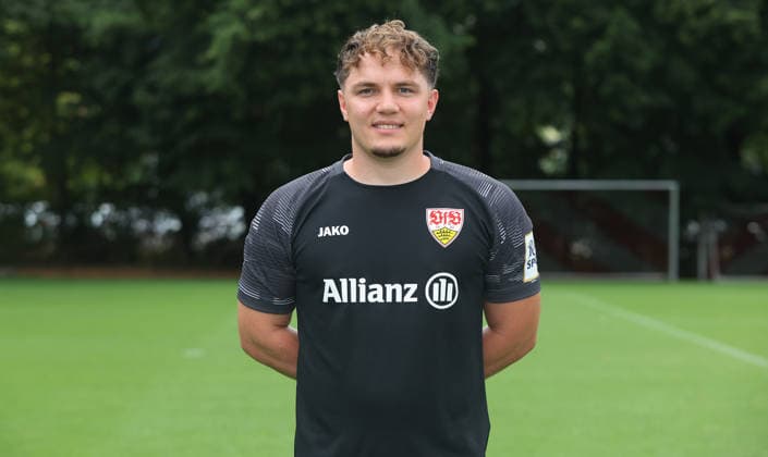 BAU Stuttgart , Simon Kubach; VfB Stuttgart Frauen ; 1.BL Frauen, Porträttermin 2026 2027, *** BAU Stuttgart, Simon Kubach, VfB Stuttgart Women s 1st Team (Women s Bundesliga), Photo Shoot 2026–2027,