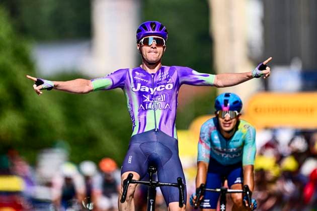 Tour de France 2026 Stage 13 BELFORT, FRANCE - JULY 17 : Schmid Mauro (SUI) of Team Jayco AlUla and Tejada Harold (COL) of XDS Astana Team at the finish line during stage 13 of the 113rd edition of Tour de France an UCI World Tour 2.UWT cycling road race stage for Men Elite of 205 km with start in Dole and finish in Belfort on July 17, 2026 in Belfort, France, 17 07 2026 Belfort France  Copyright: xPeterxDexVoechtx