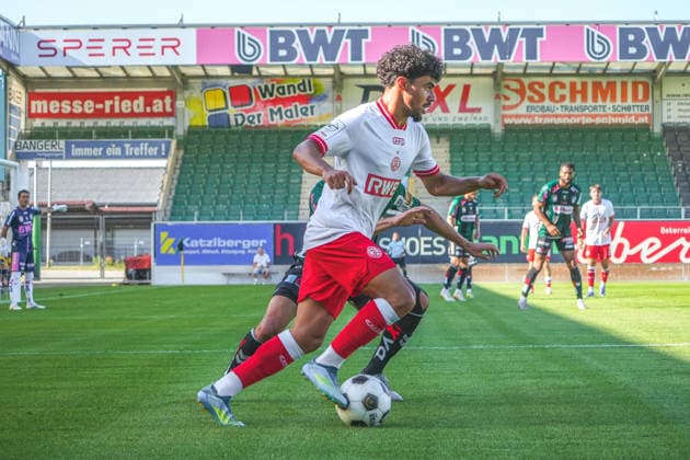 Fussball Österreich - 17.07.2026 - Internationales Testspiel - SV Oberbank Ried vs. Rot Weiss Essen - BWT x Oberösterreichische Arena (Ried, Österreich): Aiman Dardari (Rot Weiss Essen) *** Soccer Austria July 17, 2026 International Friendly: SV Oberbank Ried vs. Rot Weiss Essen BWT x Oberösterreichische Arena Ried, Austria Aiman Dardari Rot Weiss Essen Copyright: xLukasxBierederx
