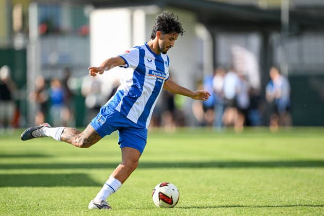 SOCCER - Wattens vs Hertha, test match KUNDL,AUSTRIA,17.JUL.26 - SOCCER - ADMIRAL Bundesliga, 2. DFL, 2. Deutsche Bundesliga, WSG Tirol vs Hertha BSC Berlin, test match. Image shows Kevin Sessa (Hertha).  GEPAxpictures xDanielxSchoenherr