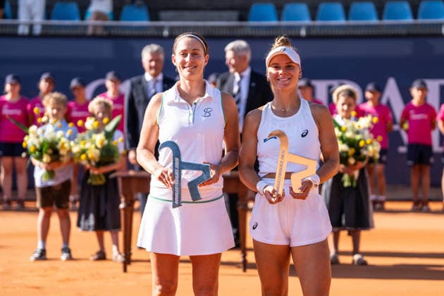 TENNIS - WTA, Tennis Damen Generali Open Ladies Kitzbuehel KITZBUEHEL,AUSTRIA,17.JUL.26 - TENNIS - WTA Tour, Generali Open Ladies Kitzbuehel. Image shows Yvonne Cavalle-Reimers (ESP) and Laura Pigossi (BRA).  GEPAxpictures xJulioxArellano