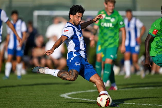SOCCER - Wattens vs Hertha, test match KUNDL,AUSTRIA,17.JUL.26 - SOCCER - ADMIRAL Bundesliga, 2. DFL, 2. Deutsche Bundesliga, WSG Tirol vs Hertha BSC Berlin, test match. Image shows Kevin Sessa (Hertha).  GEPAxpictures xDanielxSchoenherr