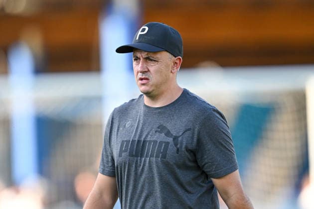 SOCCER - Wattens vs Hertha, test match KUNDL,AUSTRIA,17.JUL.26 - SOCCER - ADMIRAL Bundesliga, 2. DFL, 2. Deutsche Bundesliga, WSG Tirol vs Hertha BSC Berlin, test match. Image shows head coach Philipp Semlic (Wattens).  GEPAxpictures xDanielxSchoenherr