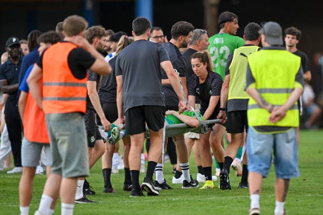 SOCCER - Wattens vs Hertha, test match KUNDL,AUSTRIA,17.JUL.26 - SOCCER - ADMIRAL Bundesliga, 2. DFL, 2. Deutsche Bundesliga, WSG Tirol vs Hertha BSC Berlin, test match. Image shows David Jaunegg (Wattens); keywords: injury.  GEPAxpictures xDanielxSchoenherr