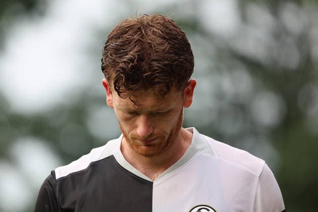 17.07.2026, Fussball, Herren, Testspiel, Saison 2026 2027, SV 07 Elversberg - FC Viktoria Köln, Florian Le Joncour (SV 07 Elversberg) enttäuscht Überherrn-Felsberg Rasenplatz Felsberg Saarland Deutschland (DEU) *** July 17, 2026, Soccer, Men s, Friendly Match, 2026–2027 Season, SV 07 Elversberg vs. FC Viktoria Köln, Florian Le Joncour; SV 07 Elversberg disappoints; Überherrn Felsberg; Grass Field; Felsberg; Saarland; Germany; DEU Copyright: xSebastianxBachx
