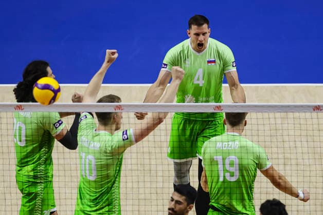 WomenÕs Volleyball Nations League - Belgrade 2026 Players of Slovenia react during the MenÕs Volleyball Nations League Pool 7 match between Iran and Slovenia at Belgrade Arena on July 17, 2026 in Belgrade, Serbia. Belgrade Serbia Copyright: xSrdjanxStevanovicx x