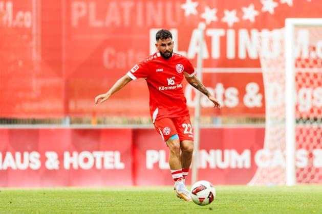 MAINZ, GERMANY - JULY 17: Marco Richter (1. FSV Mainz 05, 22) during the exhibition game between 1. FSV Mainz 05 vs. 1. FC Kaiserslautern at Bruchweg Stadium in preparation for the Bundesliga season 2026 27 on July 17, 2026 in Mainz, Germany. DFL REGULATIONS PROHIBIT ANY USE OF PHOTOGRAPHS AS IMAGE SEQUENCES AND OR QUASI-VIDEO. Rhineland-Palatinate Germany Copyright: xStephanxHahnex