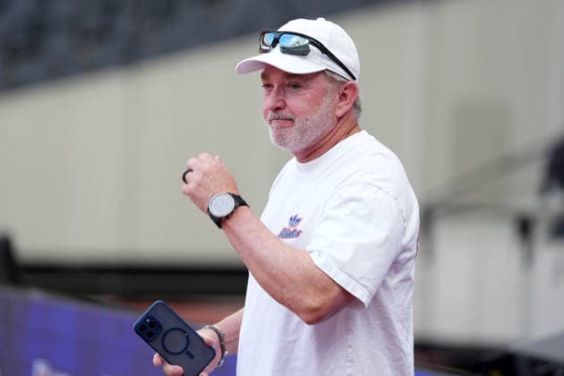 Track and Field: London Athletics Meet Lance Brauman watches during training session ahead of the London Athletics Meet at London Stadium, Friday, July 17, 2026, in London, United Kingdom. London England United Kingdom EDITORIAL USE ONLY Copyright: xImagexofxSportx ImagexofxSportx iosphotos414911