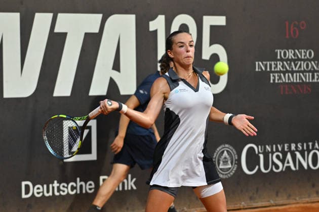 Italy: ATV Bancomat Tennis Open WTA, Tennis Damen 125 Lucia Bronzetti of Italy competes with Deborah Chiesa of Italy during the quarterfinals match at ATV Bancomat Tennis Open WTA 125 at Antico Tiro a Volo Club on July 17, 2026 in Rome, Italy. (Credit Roberto Bettacchi) Rome Italy Copyright: RobertoxBettacchi
