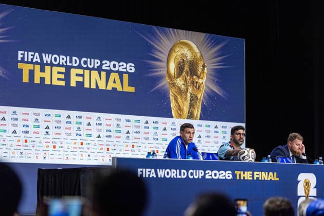 Football - FIFA World Cup, WM, Weltmeisterschaft, Fussball 2026 - Final - Spain v Argentina - MD-2 NEW YORK, USA - Friday, July 17, 2026: Argentina s goalkeeper Emiliano Martinez during a press conference, PK, Pressekonferenz at the Javits Center ahead of the FIFA World Cup Final 2026 between Spain and Argentina. (Photo by David Rawcliffe Propaganda) CARDIFF Met Life Stadium CARDIFF WALES  Copyright: xDavidxRawcliffex 2026-07-18-053-FIFA_World_Cup_Final_MD-2