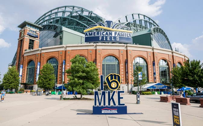 Smoke from Canadian wildfires hangs over American Family Field before the start of the baseball game between the Miami Marlins and the Milwaukee Brewers in Milwaukee, Wisconsin on Friday July 17, 2026. Hundreds of wildfires have sent smoke and particulate matter into much of the north and northeastern US.  MIL20260717804 TANNENxMAURY