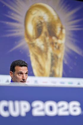 July 17, 2026, New York, New York, United States: Lionel Scaloni head coach of the Argentina speaks during the press conference, PK, Pressekonferenz of Argentina two days ahead of the FIFA World Cup, WM, Weltmeisterschaft, Fussball 2026 final match between Spain and Argentina at Javits Center in New York, United States on July 17, 2026. Photo: DiaEsportivo New York United States - ZUMAh208 20260717_zsp_h208_031 Copyright: xHeulerxAndreyx