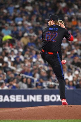July 17, 2026, Toronto, On, Canada: Toronto Blue Jays starting pitcher Spencer Miles (62) throws to a Chicago White Sox batter during first inning MLB, Baseball Herren, USA baseball action in Toronto on Friday, July 17, 2026. Canada News - July 17, 2026  - ZUMAc35_ 20260717_zaf_c35_080 Copyright: xJonxBlackerx