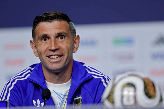17th July 2026; Javits Center, New York, NY, United States; FIFA World Cup, WM, Weltmeisterschaft, Fussball Football, Argentina press conference, PK, Pressekonferenz Goalkeeper Emiliano Martinez of Argentina speaks during the press conference HeulerxAndrey DiaEsportivo