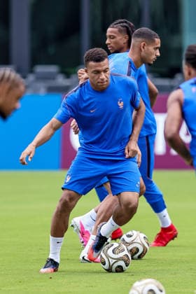 July 17, 2026, Fort Lauderdale, Florida, USA: Kylian Mbappe 10 of France attends a France soccer team training session in preparation for a FIFA World Cup, WM, Weltmeisterschaft, Fussball 26 Bronze Final match between France and England. Fort Lauderdale USA - ZUMAa257 20260717_zsp_a257_021 Copyright: xChrisxArjoonx