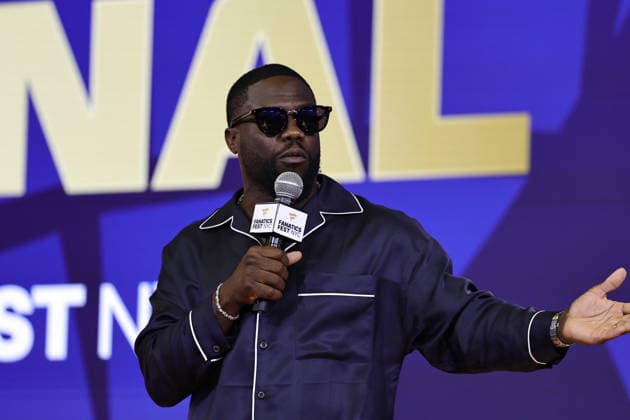 July 17, 2026, New York, New York, USA: Actor and comedian Kevin Hart during a special FIFA World Cup, WM, Weltmeisterschaft, Fussball Final press conference, PK, Pressekonferenz event at Fanatics Fest at the Jacob Javitz Center on Friday, July 17, 2026; New York, New York, USA. New York USA - ZUMAs325 20260717_zsp_s325_095 Copyright: xJessxStilesx