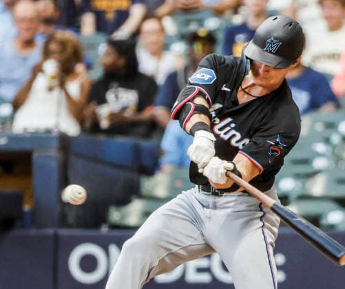 Miami Marlins right fielder Griffin Conine hits a home run in the fifth inning of the MLB, Baseball Herren, USA game between the Miami Marlins and the Milwaukee Brewers at American Family Field in Milwaukee, Wisconsin on Friday July 17, 2026.  MIL20260717818 TANNENxMAURY