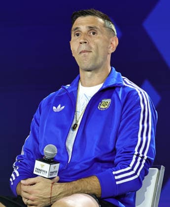 July 17, 2026, New York, New York, USA: Argentina goalkeeper Emiliano Martinez during a special FIFA World Cup, WM, Weltmeisterschaft, Fussball Final press conference, PK, Pressekonferenz event at Fanatics Fest at the Jacob Javitz Center on Friday, July 17, 2026; New York, New York, USA. New York USA - ZUMAs325 20260717_zsp_s325_170 Copyright: xJessxStilesx