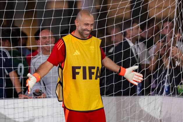 Javier Mascherano, a former Argentine soccer player and coach, reacts during a Soccer Legends event at the 2026 FIFA World Cup, WM, Weltmeisterschaft, Fussball Fan Fest at Rockefeller Center in New York, USA, 17 July 2026. Soccer Legends in New York !ACHTUNG: NUR REDAKTIONELLE NUTZUNG!  Copyright: xÁngelxColmenaresx AME356 20260718-55020926737_1