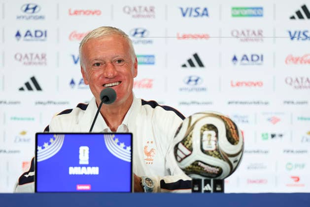 (260718) -- MAIAMI, July 18, 2026 -- Didier Deschamps, head coach of France, attends a press conference, PK, Pressekonferenz ahead of the bronze final match between France and England at the 2026 FIFA World Cup, WM, Weltmeisterschaft, Fussball in Miami, the United States, July 17, 2026. ) (SP)U.S.-MIAMI-FOOTBALL-FIFA WORLD CUP-TEAM FRANCE-PRESS CONFERENCE HuxXingyu 